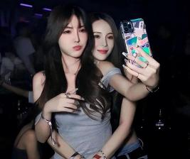 保安往事:南下东莞打工,被漂亮贵妇看上,差点被强拉进包厢喝酒